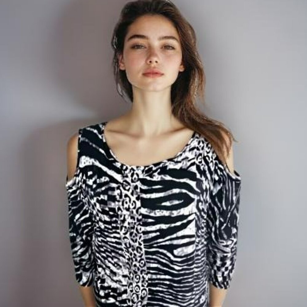 NWT Cable Gauge Animal Cheetah Zebra Cold Shoulder 3/4 Dolman Batwing Top L